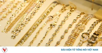Giá vàng hôm nay 28/5: Vàng trong nước và thế giới đồng loạt lao dốc