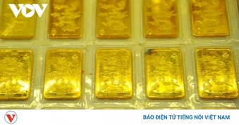 Giá vàng hôm nay 29/7: Vàng trong nước giữ nguyên, vàng thế giới giảm