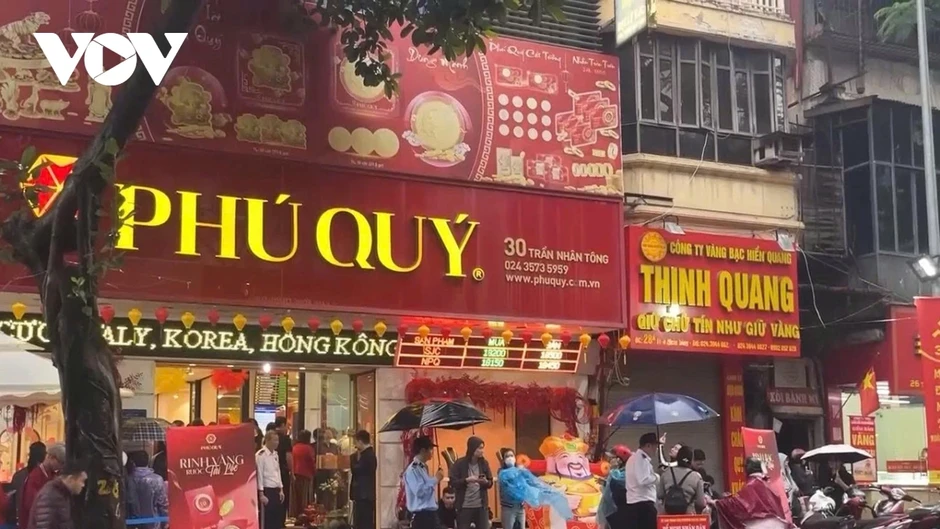 Giá vàng hôm nay 8/4: Vàng thế giới tăng, SJC vẫn cao hơn 24,2 triệu đồng Giá vàng hôm nay 8/4: Vàng thế giới tăng, SJC vẫn cao hơn 24,2 triệu đồng