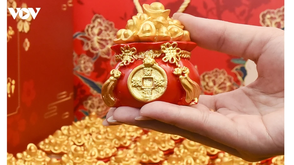 Giá vàng lao dốc, nhà đầu tư có nên “bắt đáy”? Giá vàng lao dốc, nhà đầu tư có nên “bắt đáy”?