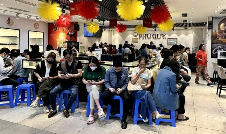 Giá vàng miếng giảm 6 triệu đồng