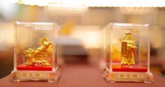 Giá vàng ngày 15/4: Vàng miếng, vàng nhẫn tăng vọt theo giá thế giới