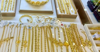 Giá vàng ngày 29/5: Vàng miếng, vàng nhẫn bất ngờ tăng mạnh 2,5 triệu đồng/lượng