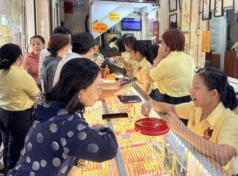 Giá vàng sáng 2/6 giảm nhẹ, nhà đầu tư thận trọng theo dõi thị trường