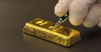 Giá vàng tăng vọt lên đỉnh 3 tháng, trên đà xác lập kỷ lục chưa từng có kể từ năm 1999