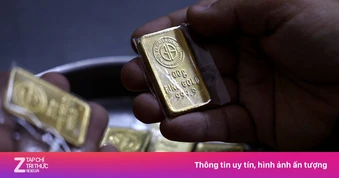 Giá vàng thế giới đang rớt mạnh