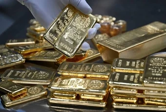 Giá vàng thế giới đồng loạt lao dốc