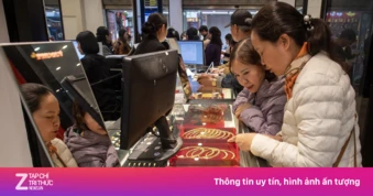 Giá vàng trong nước rớt mạnh, người mua lỗ nặng sau nửa tháng
