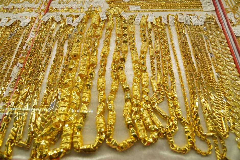 Giá vàng trong nước sáng 11/5 tiếp tục neo cao dù giá thế giới giảm Giá vàng trong nước sáng 11/5 tiếp tục neo cao dù giá thế giới giảm