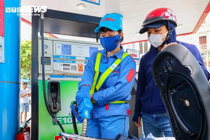 Giá xăng dầu đồng loạt giảm từ chiều nay 2/7