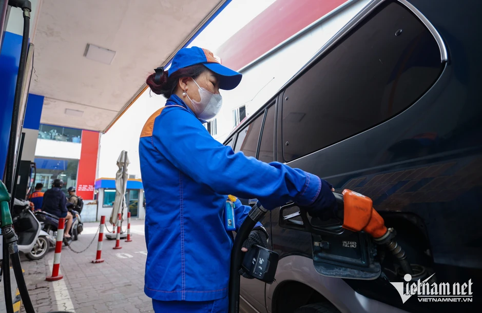 Giá xăng dầu hôm nay 1/8: Dầu thế giới tăng, trong nước ở mức thấp Giá xăng dầu hôm nay 1/8: Dầu thế giới tăng, trong nước ở mức thấp