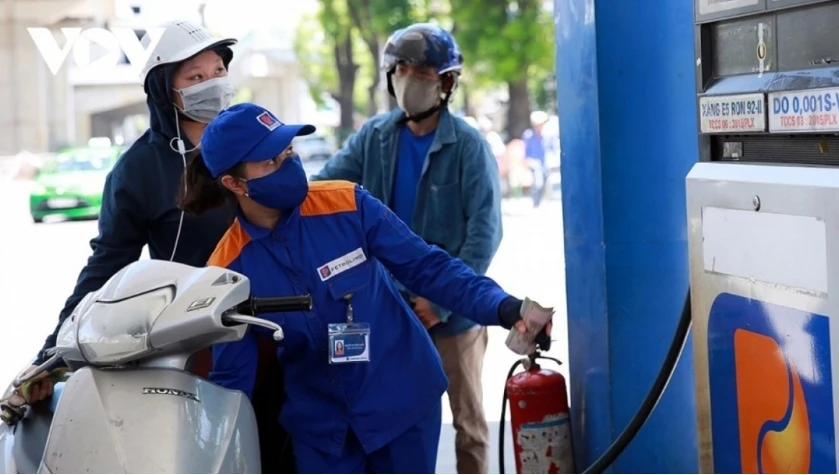 Giá xăng dầu hôm nay 10/7: Giá dầu thế giới tăng nhẹ Giá xăng dầu hôm nay 10/7: Giá dầu thế giới tăng nhẹ