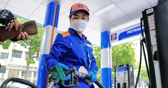 Giá xăng dầu hôm nay 15/7: Dầu thế giới tăng cao, trong nước sắp có giá mới