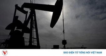 Giá xăng dầu hôm nay 23/6: Giá dầu Brent giảm mạnh, còn 79,96 USD/thùng