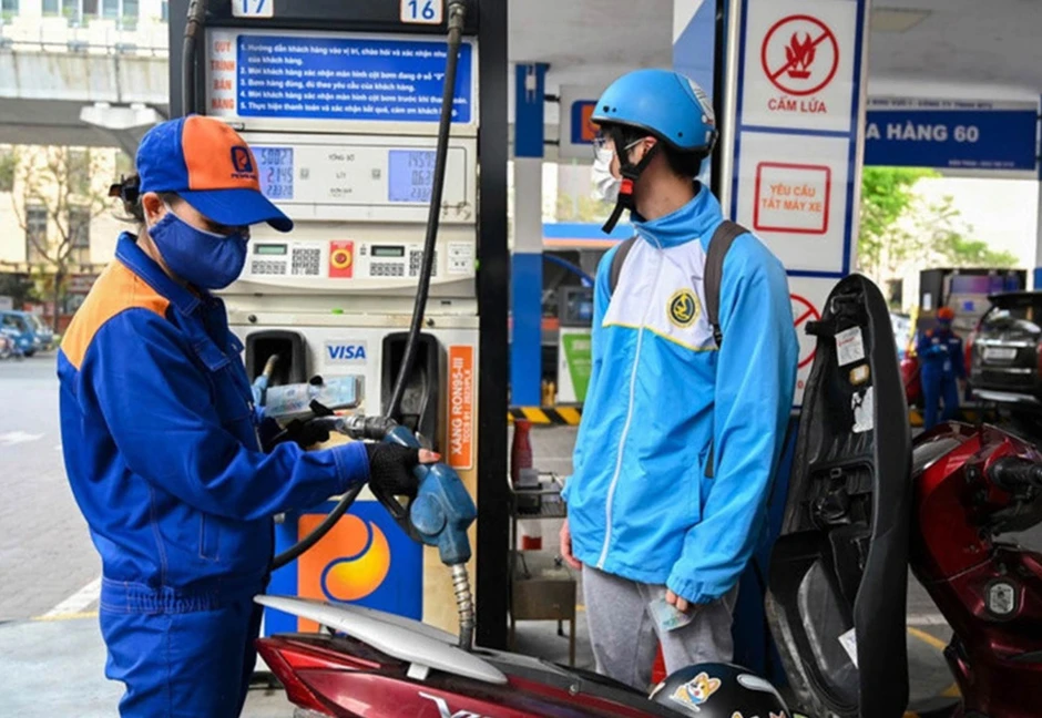Giá xăng dầu hôm nay 3/5: Dầu thế giới tăng mạnh, xăng dầu trong nước có giá mới Giá xăng dầu hôm nay 3/5: Dầu thế giới tăng mạnh, xăng dầu trong nước có giá mới