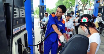 Giá xăng dầu hôm nay 7/8: Dầu thế giới đi lên, trong nước đồng loạt giảm