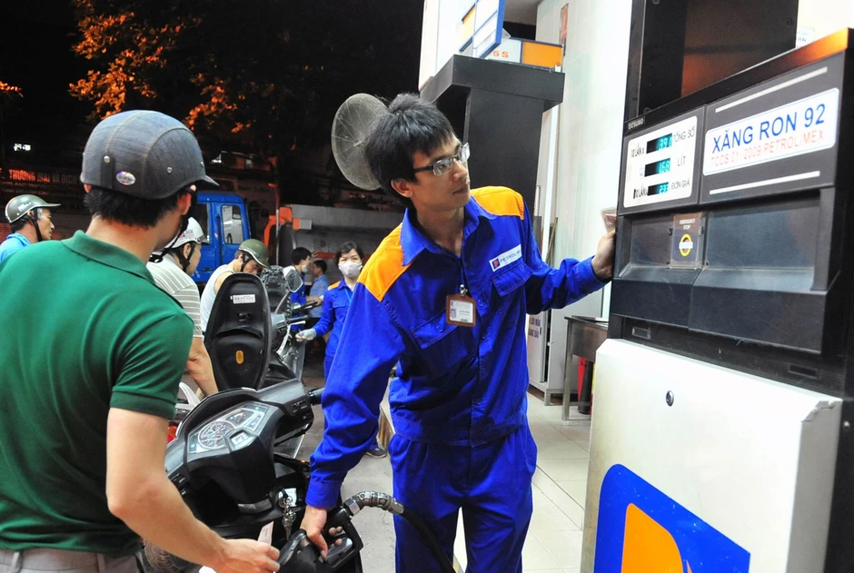 Giá xăng dầu hôm nay 8/5: Dầu thế giới suy yếu, dầu diesel tiếp tục giảm Giá xăng dầu hôm nay 8/5: Dầu thế giới suy yếu, dầu diesel tiếp tục giảm