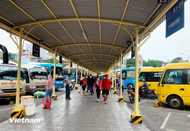 Giá xăng dầu tăng, Bộ Xây dựng đề xuất giảm thuế phí vận tải, nhiên liệu