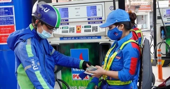 Giá xăng dầu tăng cao, Bộ Công Thương ra chỉ đạo mới