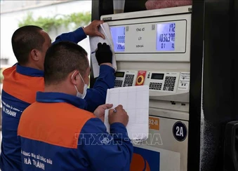 Giá xăng dầu tiếp tục giảm mạnh từ 16 giờ hôm nay 21/4