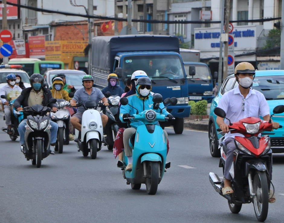 Giá xăng tăng, nhiều người tính chuyển sang xe điện Giá xăng tăng, nhiều người tính chuyển sang xe điện