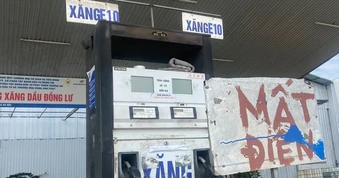 Hà Nội: Một số cửa hàng xăng dầu đóng cửa, mở bán cầm chừng