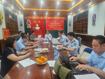 Hai doanh nghiệp đầu mối xăng dầu bị phạt 320 triệu đồng