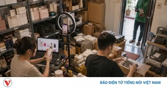 Hàng giả lên mạng: Cuộc chiến phải thay đổi cách “đánh”