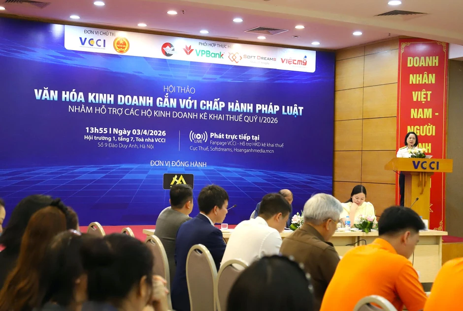 Hộ kinh doanh chuyển từ thuế khoán sang kê khai: 3 việc cấp bách cần làm ngay Hộ kinh doanh chuyển từ thuế khoán sang kê khai: 3 việc cấp bách cần làm ngay