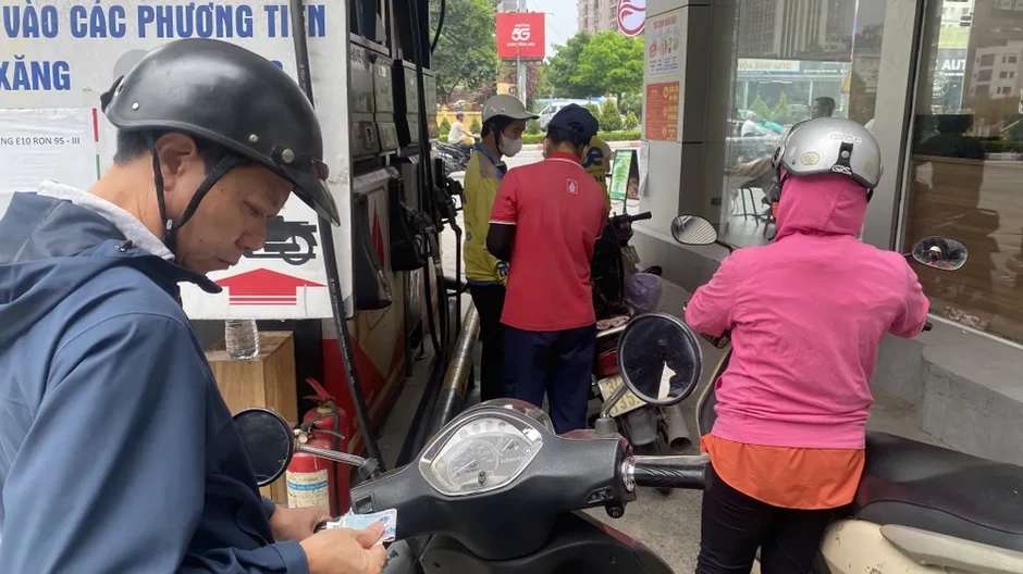 Hơn 17.000 cửa hàng đã chuyển đổi sang kinh doanh xăng E10 Hơn 17.000 cửa hàng đã chuyển đổi sang kinh doanh xăng E10