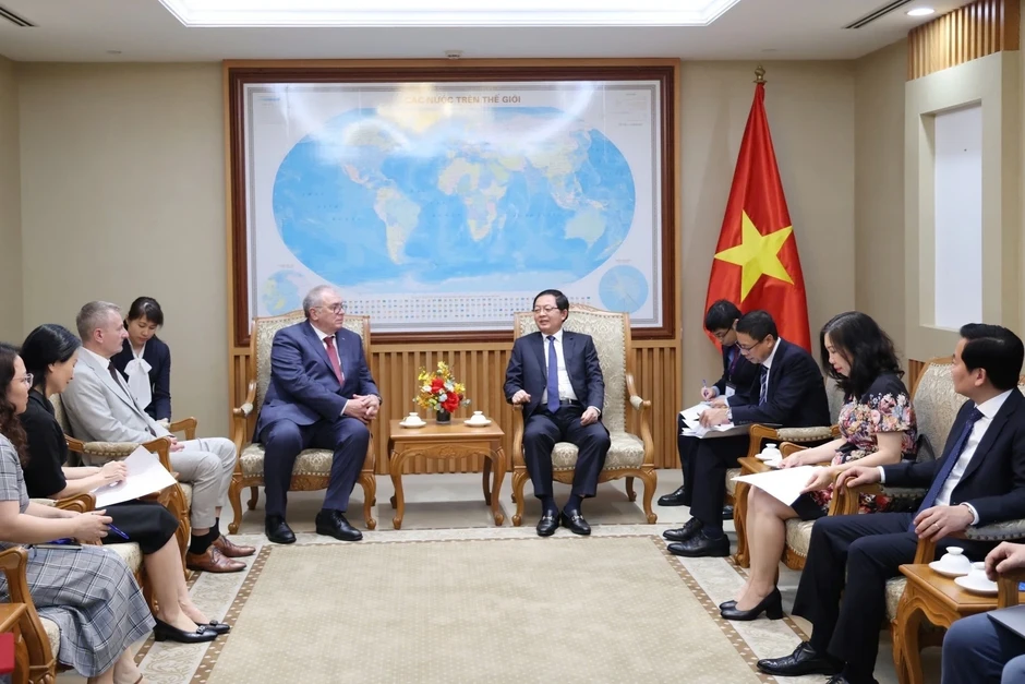 IAEA cam kết hỗ trợ Việt Nam phát triển chương trình điện hạt nhân