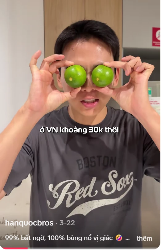 Khách Hàn 'sốc' với một loại quả bán đầy chợ Việt chỉ vì: "Ở Hàn là 200.000 đồng 1 cân" Khách Hàn 'sốc' với một loại quả bán đầy chợ Việt chỉ vì: "Ở Hàn là 200.000 đồng 1 cân"