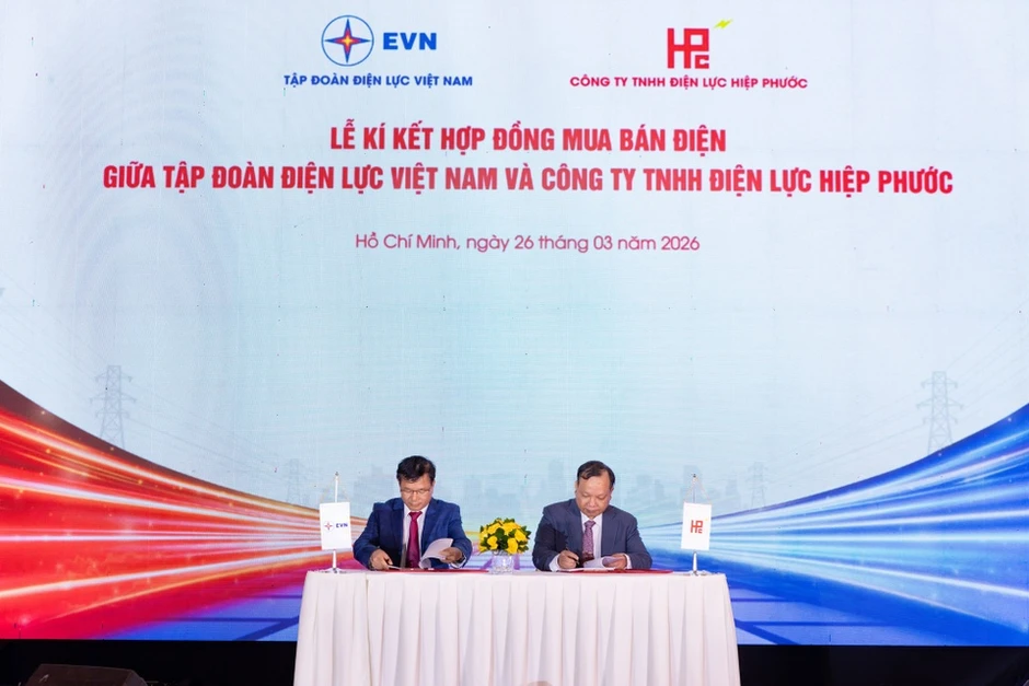 Khởi công nhà máy điện LNG gần 19.000 tỷ tại TPHCM Khởi công nhà máy điện LNG gần 19.000 tỷ tại TPHCM