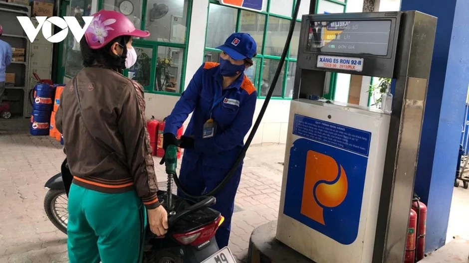 Kiểm tra kinh doanh xăng dầu ở Hà Nội, phát hiện một trường hợp vi phạm Kiểm tra kinh doanh xăng dầu ở Hà Nội, phát hiện một trường hợp vi phạm