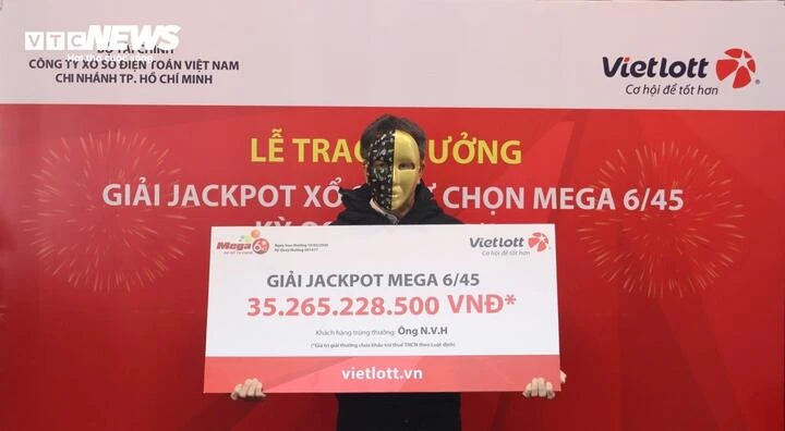Lấy ngày sinh cháu nội chơi Vietlott, người đàn ông trúng hơn 35 tỷ đồng Lấy ngày sinh cháu nội chơi Vietlott, người đàn ông trúng hơn 35 tỷ đồng