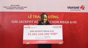 Lấy ngày sinh cháu nội chơi Vietlott, người đàn ông trúng hơn 35 tỷ đồng