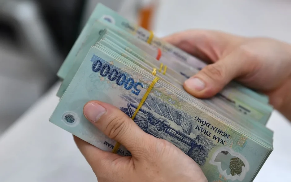 Làm việc xuyên lễ 30/4 và 1/5, người lao động được trả lương thế nào? Làm việc xuyên lễ 30/4 và 1/5, người lao động được trả lương thế nào?