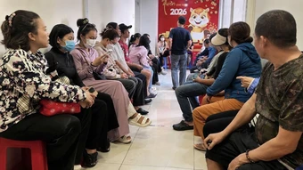 Làn sóng bán lại gây sức ép lên thị trường kim cương Việt Nam