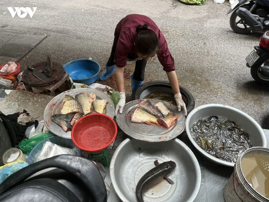 Làn sóng "thắt chặt hầu bao", cắt giảm chi tiêu lan rộng Làn sóng "thắt chặt hầu bao", cắt giảm chi tiêu lan rộng