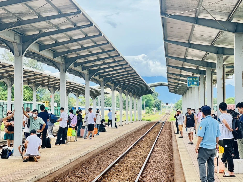 Lễ 2/9: Giá vé máy bay bất ngờ hạ nhiệt, chặng du lịch sớm kín chỗ Lễ 2/9: Giá vé máy bay bất ngờ hạ nhiệt, chặng du lịch sớm kín chỗ
