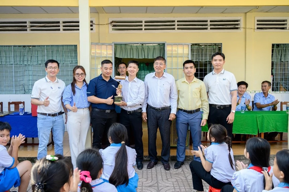 Maxilite - Rulô Vàng: 600 thợ sơn trở thành đại sứ lan tỏa sắc màu cộng đồng Maxilite - Rulô Vàng: 600 thợ sơn trở thành đại sứ lan tỏa sắc màu cộng đồng