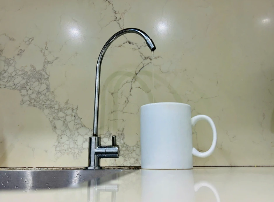 Máy lọc nước giá hơn 100 triệu đồng Máy lọc nước giá hơn 100 triệu đồng