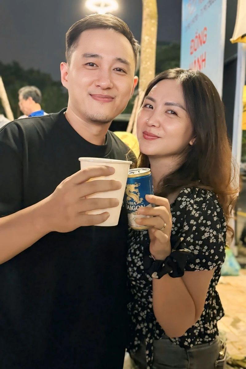 MC 'Đường lên đỉnh Olympia' và vợ làm cùng VTV: Cứ vào dịp đặc biệt lại hết tiền MC 'Đường lên đỉnh Olympia' và vợ làm cùng VTV: Cứ vào dịp đặc biệt lại hết tiền