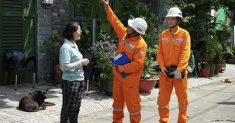 Nắng nóng gay gắt: Điện lực TPHCM “bày cách” tiết kiệm điện