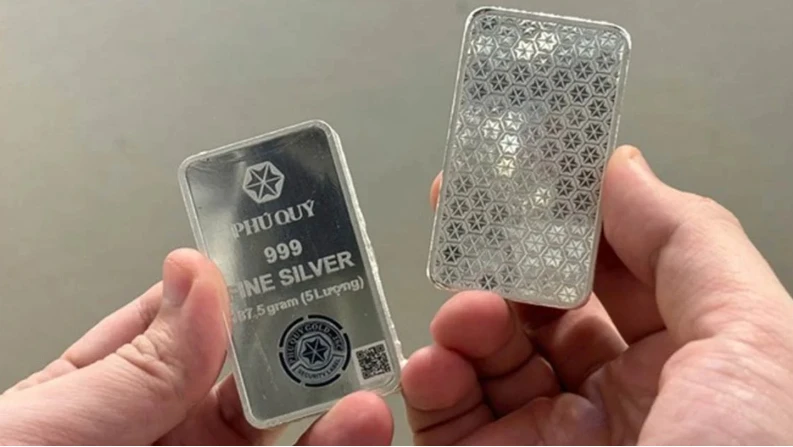 Ngày 20/3: Giá bạc trong nước và thế giới giảm phiên thứ 7 liên tiếp Ngày 20/3: Giá bạc trong nước và thế giới giảm phiên thứ 7 liên tiếp