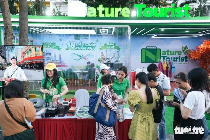Ngày hội Du lịch TP.HCM 2026 khép lại, hàng chục nghìn lượt giao dịch được ghi nhận Ngày hội Du lịch TP.HCM 2026 khép lại, hàng chục nghìn lượt giao dịch được ghi nhận