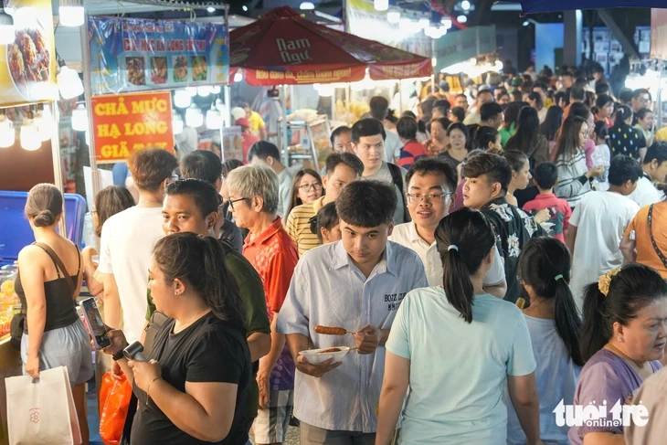 Ngày hội Du lịch TP.HCM 2026 khép lại, hàng chục nghìn lượt giao dịch được ghi nhận Ngày hội Du lịch TP.HCM 2026 khép lại, hàng chục nghìn lượt giao dịch được ghi nhận