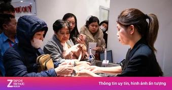 Người mua vàng lỗ gần 10 triệu đồng/lượng chỉ sau một đêm