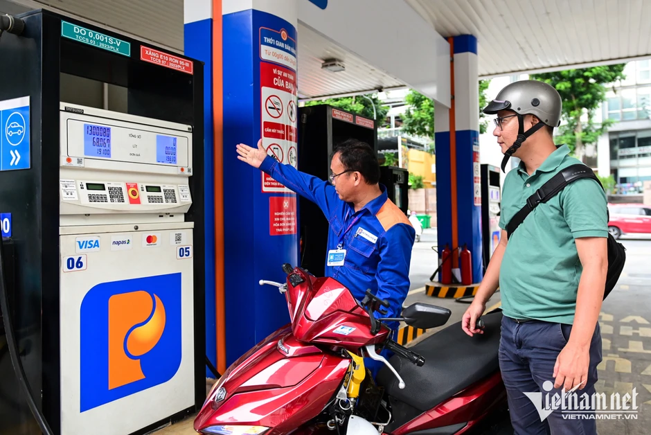 Nhập khẩu xăng dầu tháng 3 tăng đột biến, Bộ Công Thương báo tin vui mới Nhập khẩu xăng dầu tháng 3 tăng đột biến, Bộ Công Thương báo tin vui mới