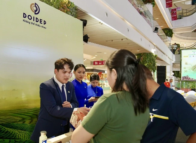 Nhộn nhịp Lễ hội Tôn vinh Cà phê - Trà Việt lần 4 - năm 2026 trước giờ G Nhộn nhịp Lễ hội Tôn vinh Cà phê - Trà Việt lần 4 - năm 2026 trước giờ G